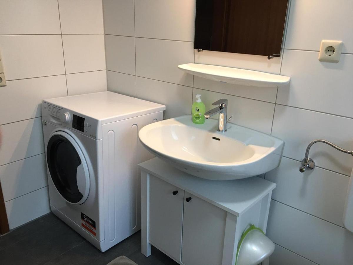 Ferienhaus Bibernest Muensingen Luaran gambar